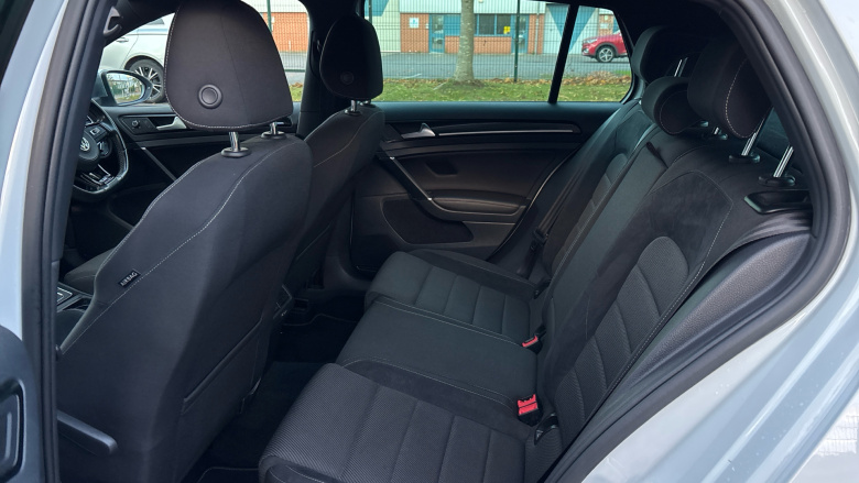 Volkswagen Golf 2.0 TSI 300 R 5dr 4MOTION DSG Petrol Hatchback